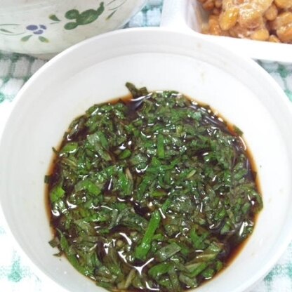 最初から刻んでましたぁ❢納豆と一緒になって下さい❢
『納豆の食べ方-大葉ぽん酢♪』『大きな葉有効活用☆フレッシュ大葉ぽん酢♪』UP済です♪よろしくお願いします♥